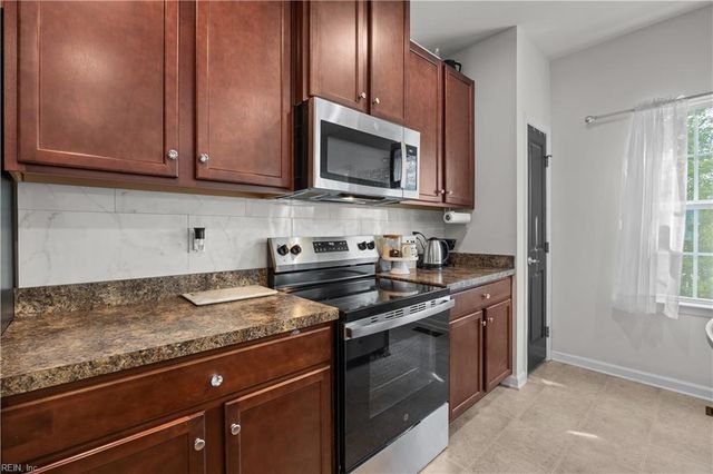 106 McCormick PL, Williamsburg, VA 23185