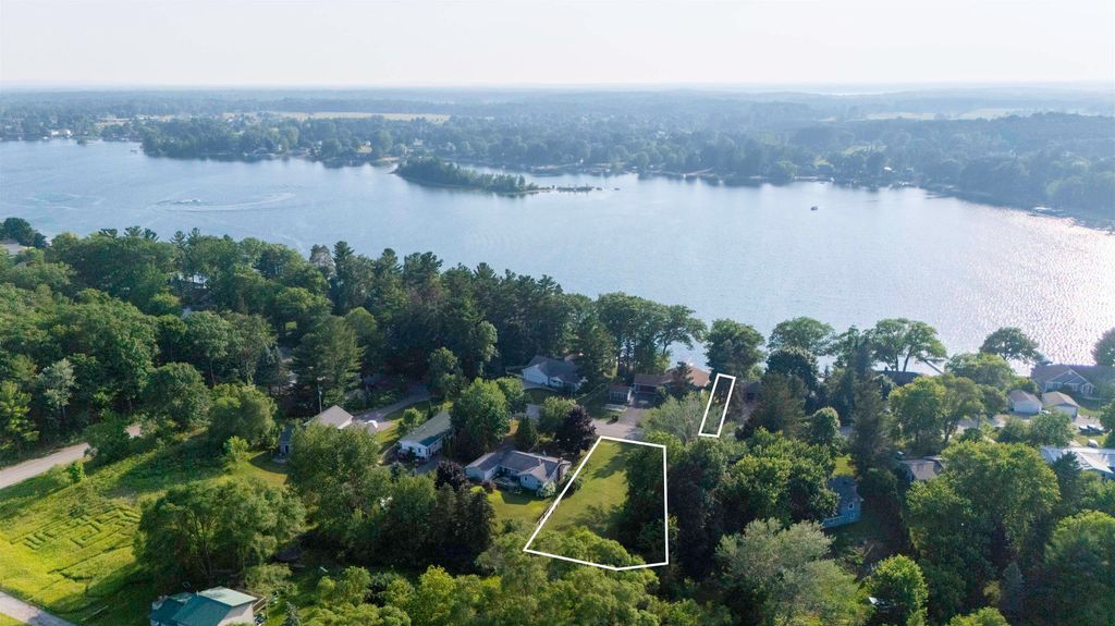0000 Lake Drive, Traverse City, MI 49685