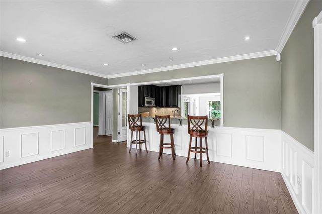 620 NW 37th Street, Oakland Park, FL 33309