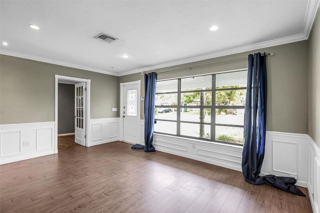 620 NW 37th Street, Oakland Park, FL 33309