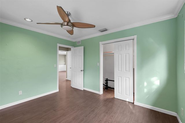 620 NW 37th Street, Oakland Park, FL 33309