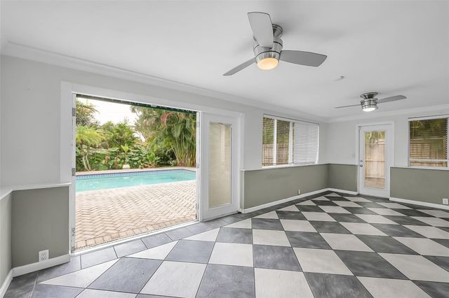 620 NW 37th Street, Oakland Park, FL 33309