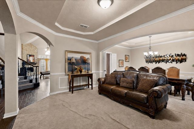 914 Hidden Lakes Drive, Cedar Hill, TX 75104