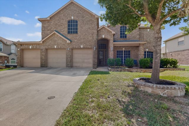 914 Hidden Lakes Drive, Cedar Hill, TX 75104