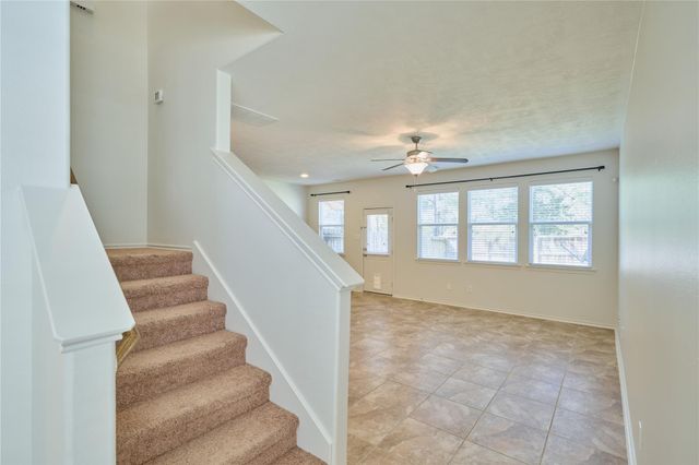 327 Bloomhill Place, Magnolia, TX 77354