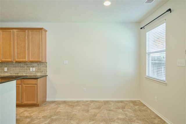 327 Bloomhill Place, Magnolia, TX 77354
