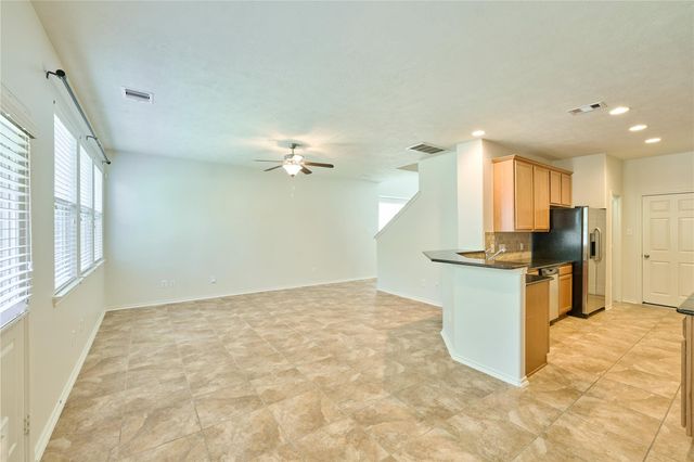 327 Bloomhill Place, Magnolia, TX 77354