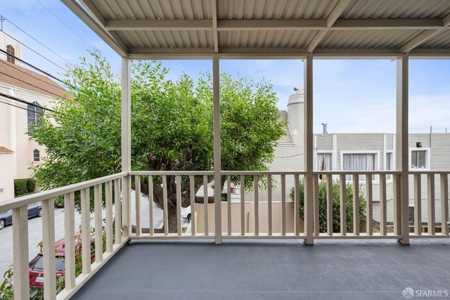 445 Wayland Street, San Francisco, CA 94134