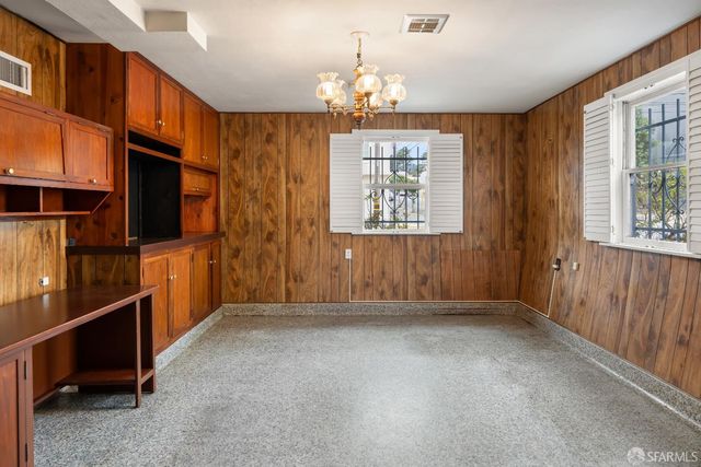 445 Wayland Street, San Francisco, CA 94134