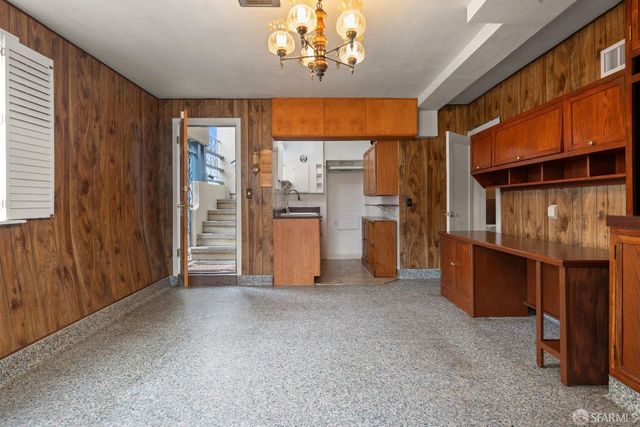 445 Wayland Street, San Francisco, CA 94134