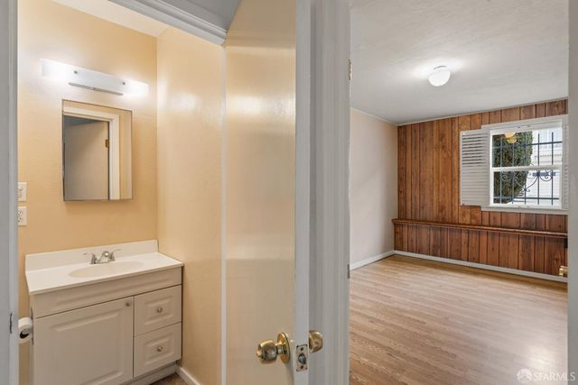 445 Wayland Street, San Francisco, CA 94134