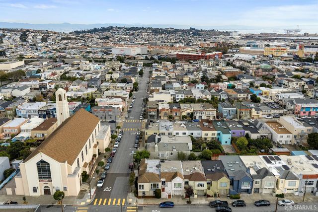 445 Wayland Street, San Francisco, CA 94134