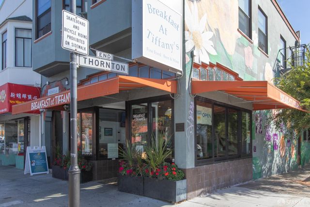 445 Wayland Street, San Francisco, CA 94134