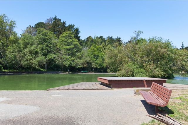 445 Wayland Street, San Francisco, CA 94134