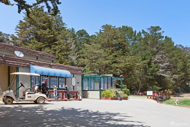 445 Wayland Street, San Francisco, CA 94134