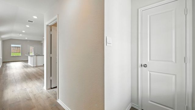 6023 Midsummer Way, Crandall, TX 75114