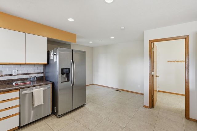 1408 S Kahuna Dr, Spokane, WA 99212