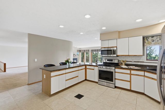 1408 S Kahuna Dr, Spokane, WA 99212