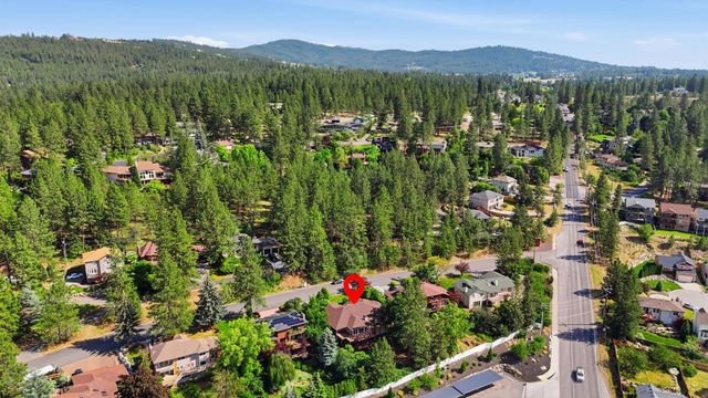1408 S Kahuna Dr, Spokane, WA 99212