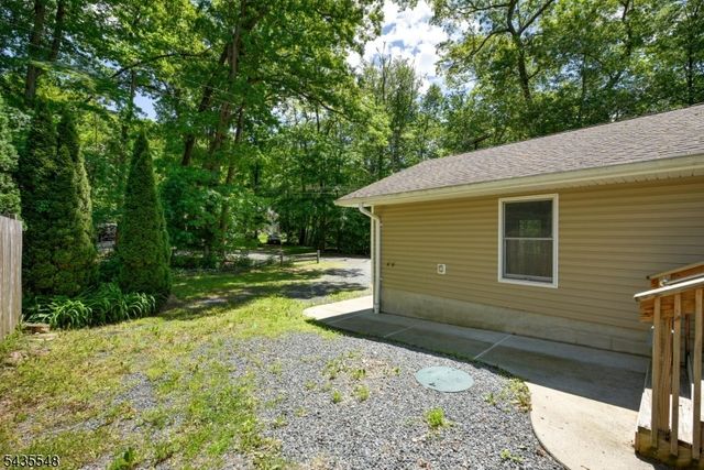 11 Mt Crest Rd, Jefferson Twp., NJ 07438