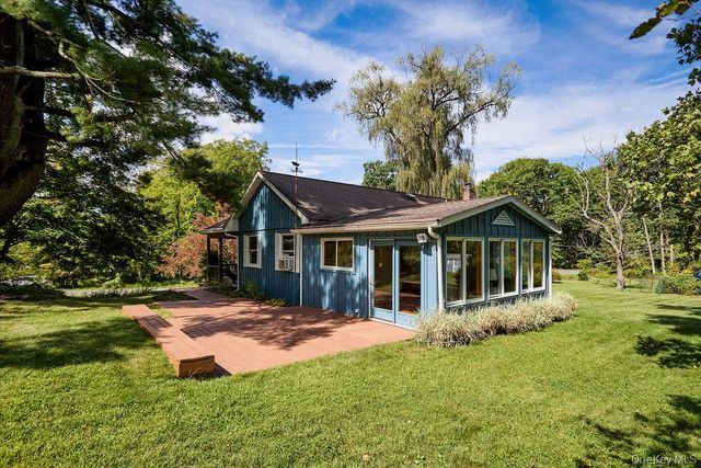 10 Burger Road, Rhinebeck, NY 12572