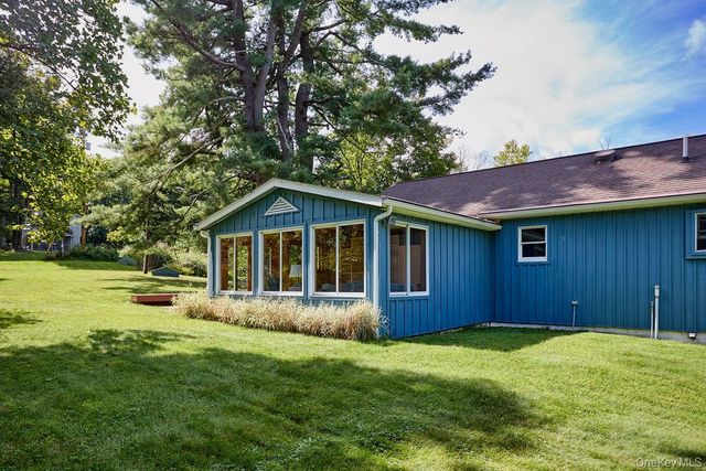 10 Burger Road, Rhinebeck, NY 12572