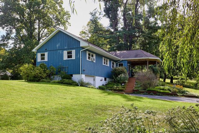 10 Burger Road, Rhinebeck, NY 12572