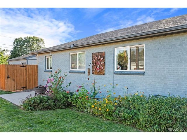 5194 E 33rd Ave, Denver, CO 80207