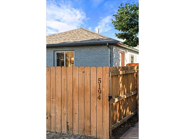 5194 E 33rd Ave, Denver, CO 80207