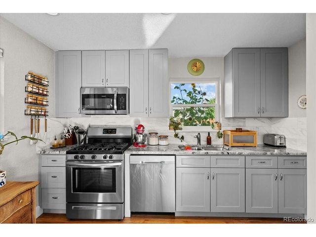 5194 E 33rd Ave, Denver, CO 80207