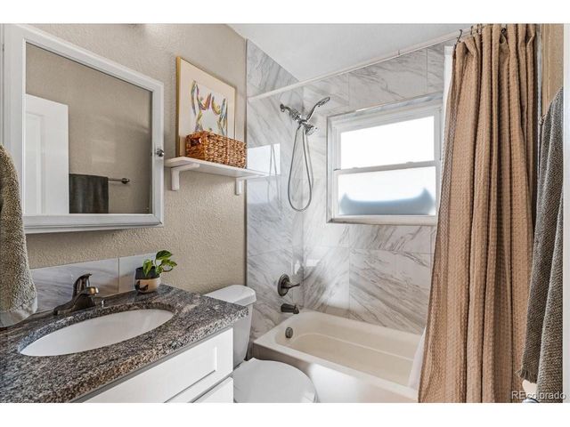 5194 E 33rd Ave, Denver, CO 80207
