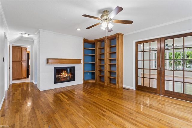 536 King Arthur DR, Virginia Beach, VA 23464