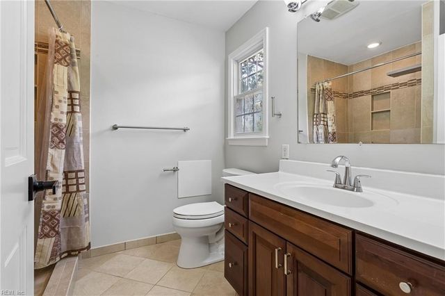 536 King Arthur DR, Virginia Beach, VA 23464