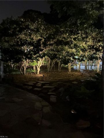536 King Arthur DR, Virginia Beach, VA 23464