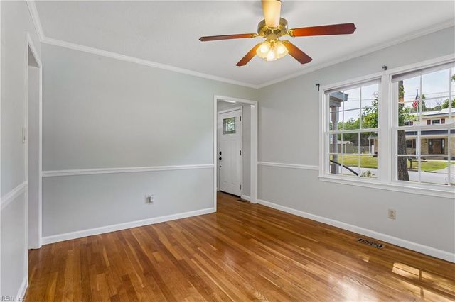 536 King Arthur DR, Virginia Beach, VA 23464