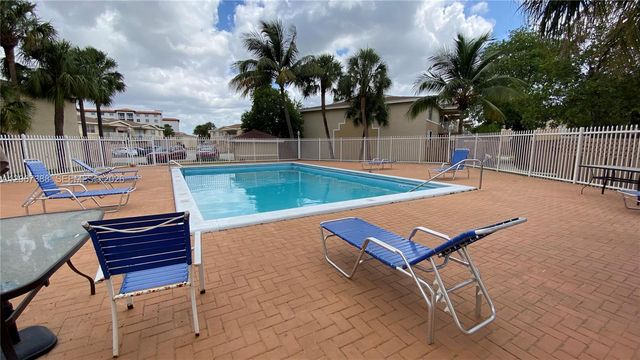 4550 NW 79th Avenue 2C, Doral, FL 33166