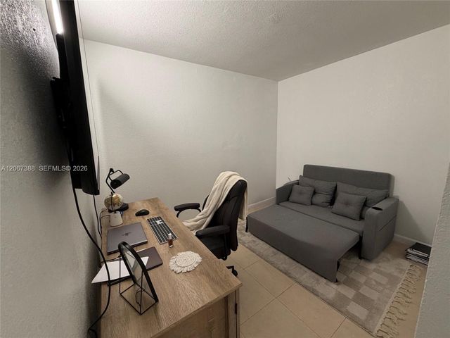 4550 NW 79th Avenue 2C, Doral, FL 33166