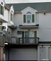 1424 Thomaston Avenue 14, Waterbury, CT 06704