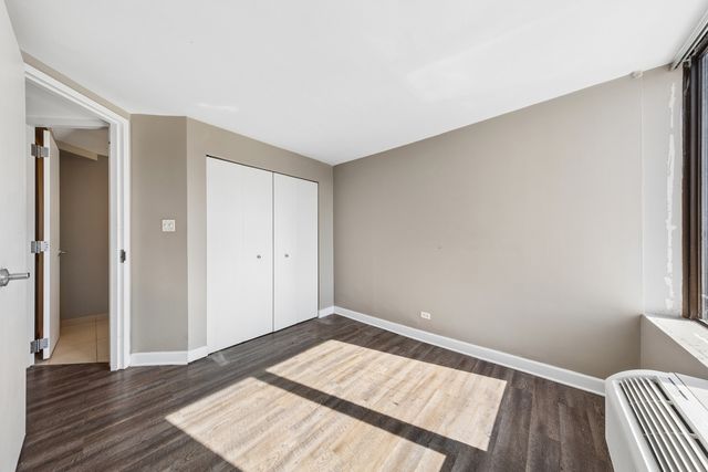 345 E Eastgate Place 204, Chicago, IL 60616