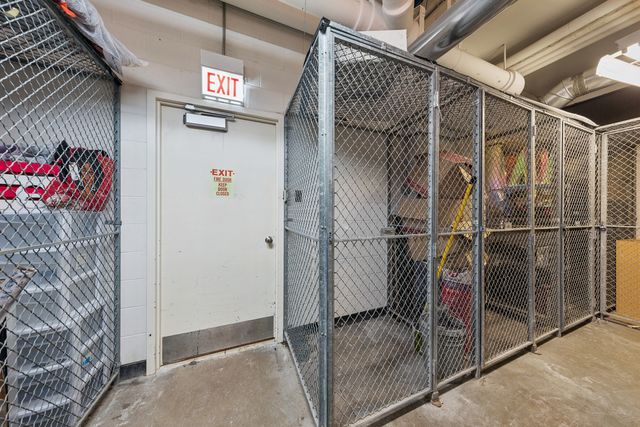 345 E Eastgate Place 204, Chicago, IL 60616