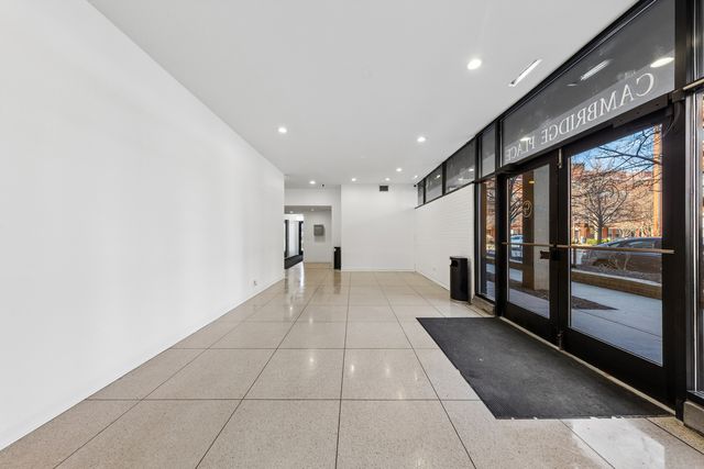 345 E Eastgate Place 204, Chicago, IL 60616