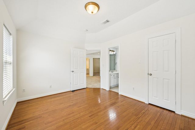 13331 Brentonwood Lane, Houston, TX 77077