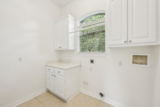 13331 Brentonwood Lane, Houston, TX 77077