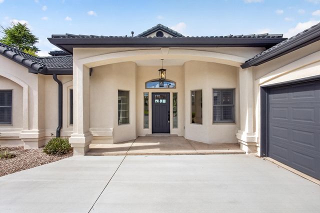 11127 Inverness Court NE, Albuquerque, NM 87111