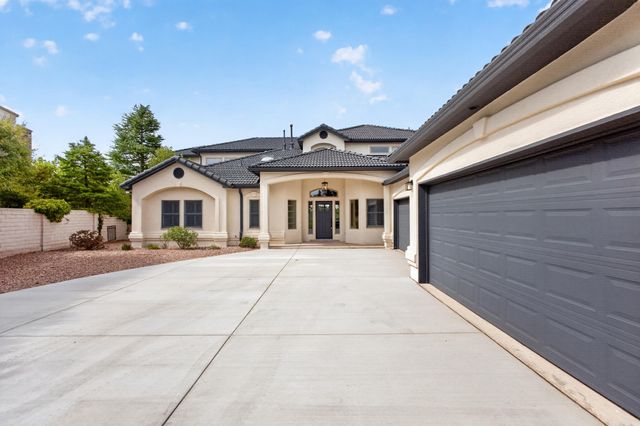 11127 Inverness Court NE, Albuquerque, NM 87111