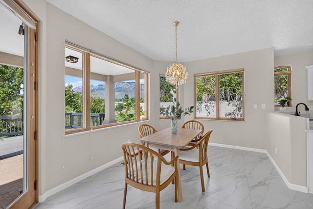 11127 Inverness Court NE, Albuquerque, NM 87111
