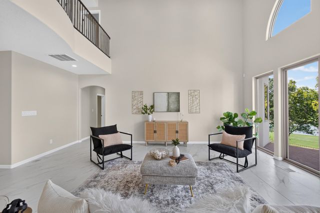 11127 Inverness Court NE, Albuquerque, NM 87111