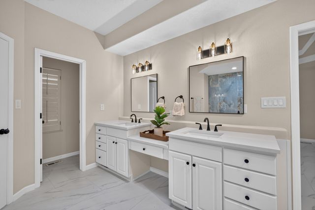 11127 Inverness Court NE, Albuquerque, NM 87111