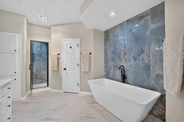 11127 Inverness Court NE, Albuquerque, NM 87111