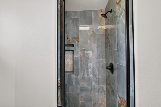 11127 Inverness Court NE, Albuquerque, NM 87111